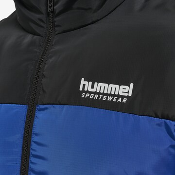 Hummel Between-Season Jacket 'Nicky' in Blue