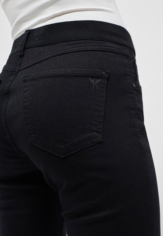 Coupe slim Jean Angels en noir