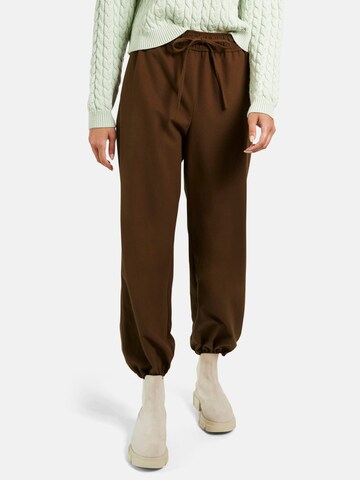 MADELEINE Regular Pants in Brown: front