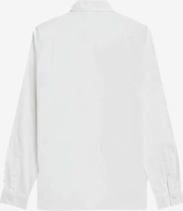 Coupe regular Chemise Fred Perry en blanc