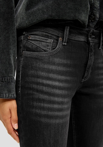 QS Slimfit Jeans in Grijs