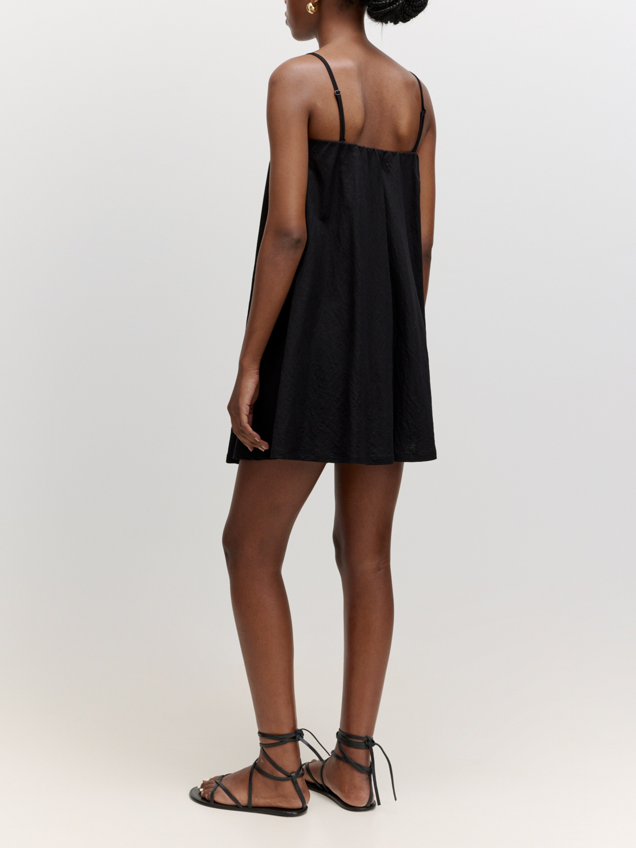 EDITED Produits Robe 'Wendula' noir