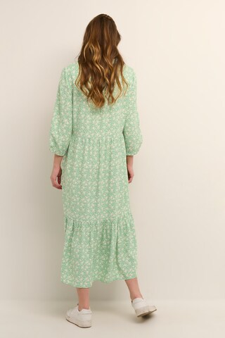 Robe 'Vimma' Cream en vert