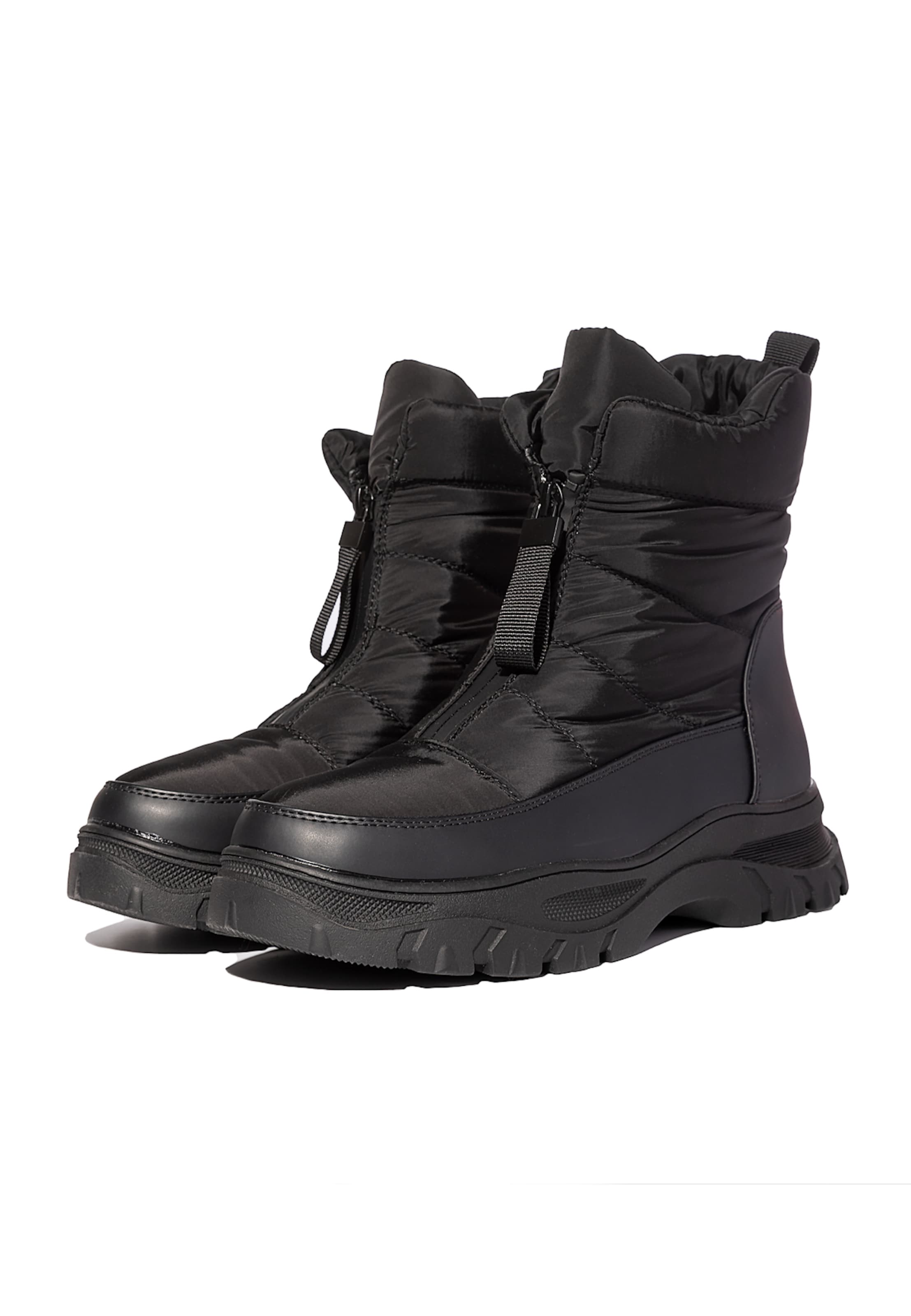 Bottes à lacets CESARE GASPARI en noir