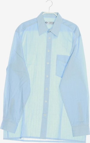 C&A Button Up Shirt in M in Blue: front