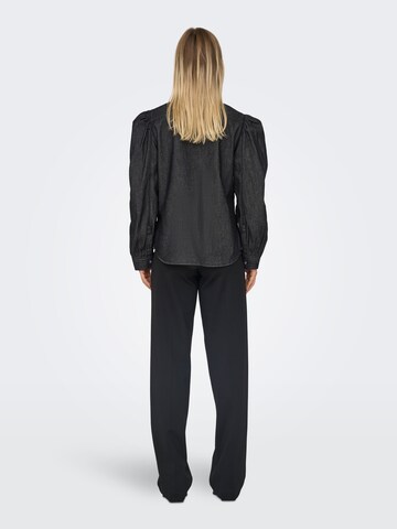 ONLY - Blusa em preto