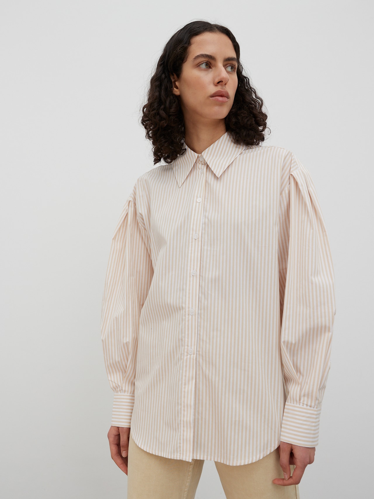 EDITED Chemisier 'Jaiden' beige