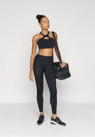 NIKE - Skinny Calças de desporto 'ONE' em preto