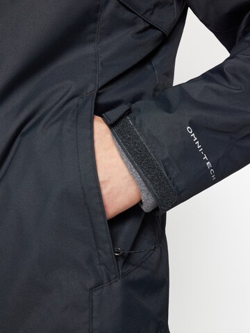 COLUMBIA Яке Outdoor 'BUGABOO III' в черно