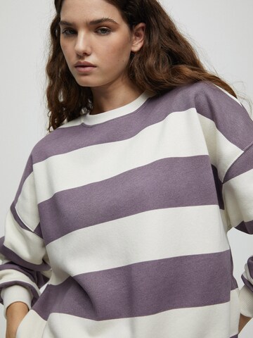 Pull&Bear Sweatshirt in Lila