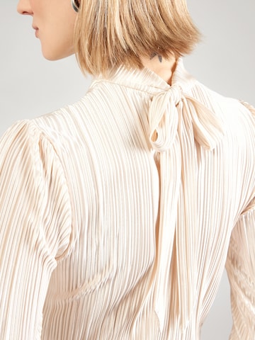 ABOUT YOU Тениска 'Rhonda' в бежово