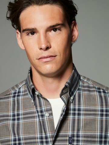 Regular fit Camicia di Next in grigio
