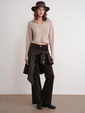 Pullover di MixRay in beige