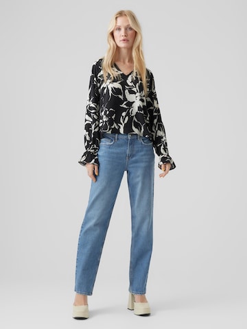 VERO MODA Blouse in Black