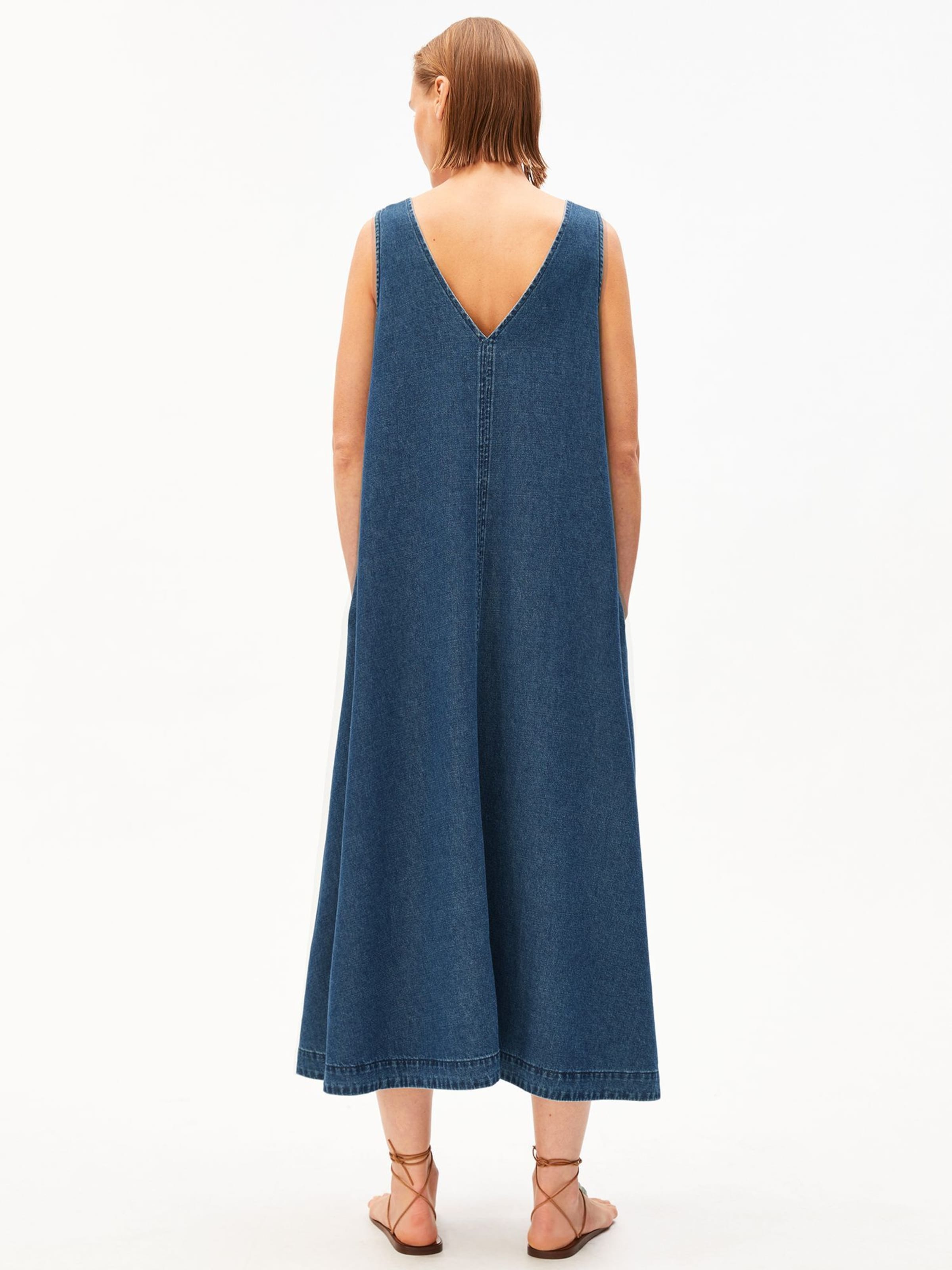 ARMEDANGELS Jurk in Blauw: voorkant