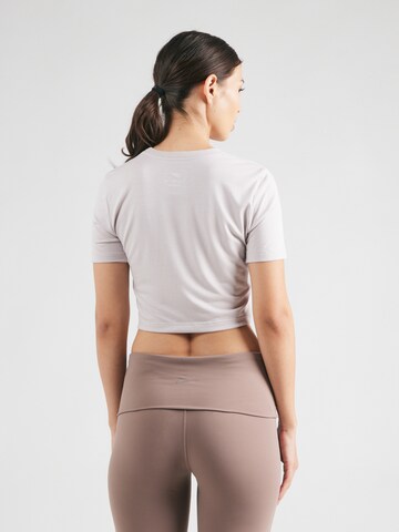 Nike Sportswear T-Shirt 'ESSNTL' in Lila: Rückseite