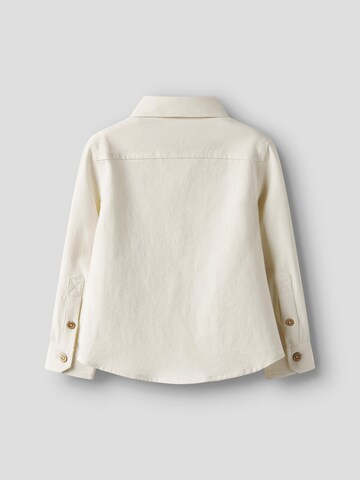 Lil'Atelier - Ajuste regular Camisa en blanco