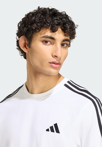 ADIDAS SPORTSWEAR - Camiseta funcional 'Essentials' en blanco