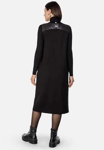 Robe HELMIDGE en noir