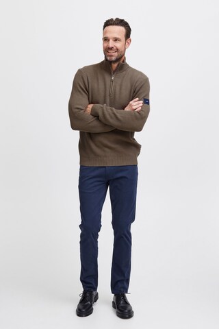 FQ1924 Pullover 'Kyle' in Braun