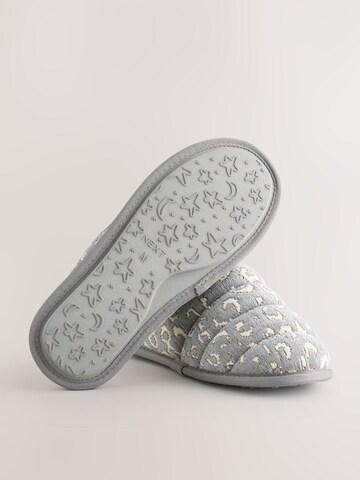Pantoufle Next en gris