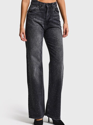 IT'S BASIC Regular Jeans 'RHINESTONE STRAIGHT HIGH RISE JEANS' in Zwart: voorkant
