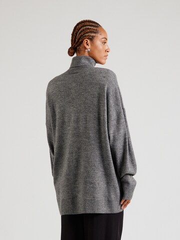 Karo Kauer Pullover in Grau