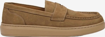 Desa Classic Flats 'Slipper' in Brown: front