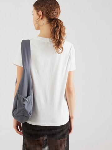 T-shirt 'KAMI' VERO MODA en blanc