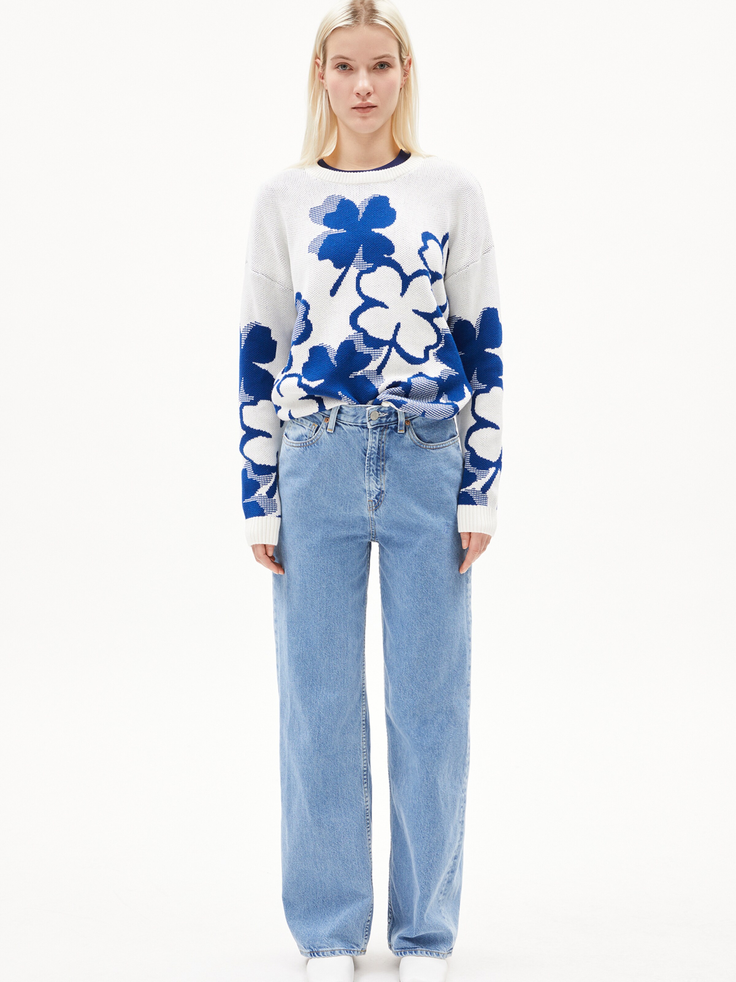 ARMEDANGELS Strickpullover ' OLESSYAA CLOVER ' in Blau