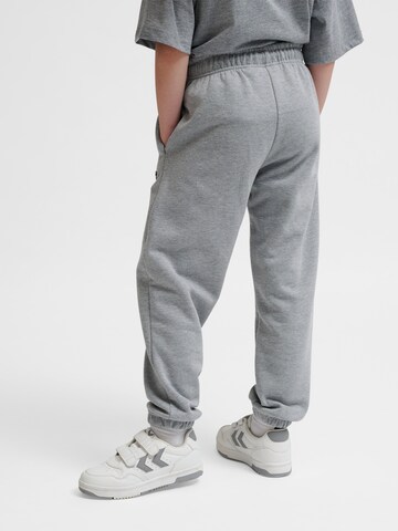 Hummel Loosefit Hose in Grau
