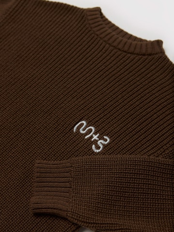 Maru + Bo Pullover 'EMBROIDERED LOGO SWEATER'‌‌‌‌‌‌‌‌ in Braun