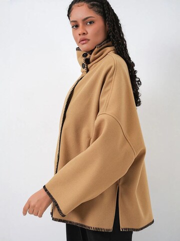 Bigdart Between-Season Jacket in Beige