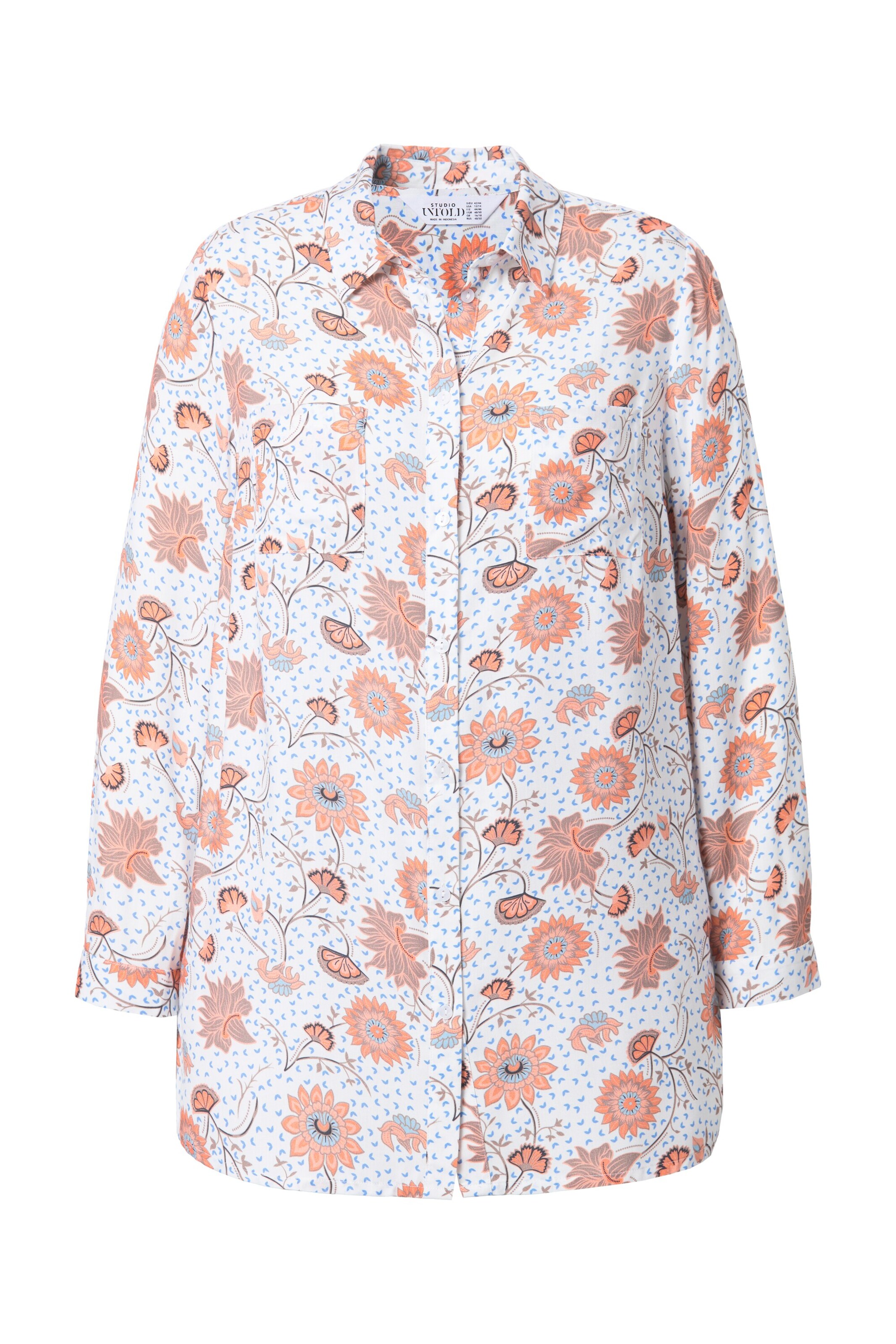 Studio Untold Blouse in White: front