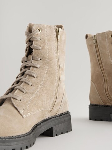 Next Schnürstiefel in Beige