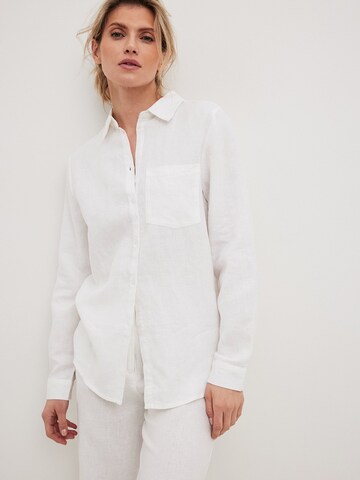 NA-KD Blouse in White: front