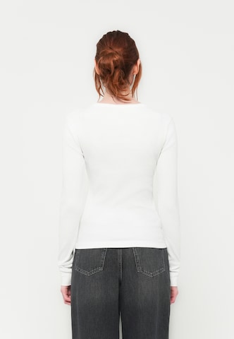 T-shirt 'NURIT' DRYKORN en blanc