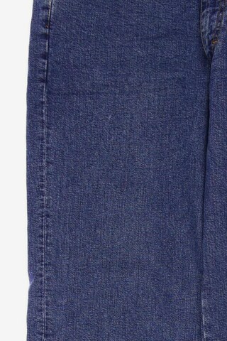 Closed Jeans in 33 in Blue