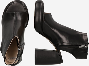 BRONX Ankle Boots 'Ginn-Y' in Black