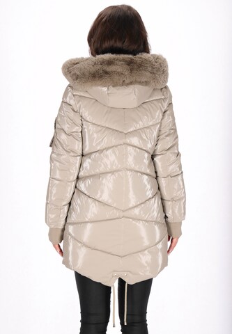 faina Wintermantel in Beige