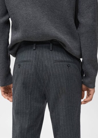 MANGO MAN Slim fit Pleated Pants 'Brest' in Grey