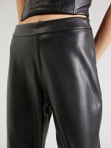 Regular Pantalon 'Panadi' Masai en noir