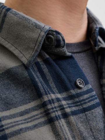 mėlyna JACK & JONES Standartinis modelis Marškiniai 'JJJAMES'