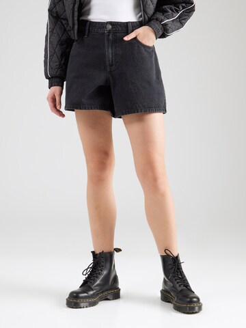 HOLLISTER Regular Jeans i svart: framsida