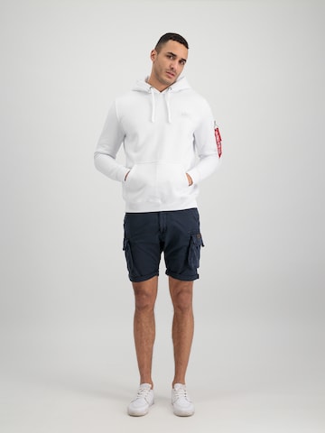 ALPHA INDUSTRIES Regular Shorts in Blau