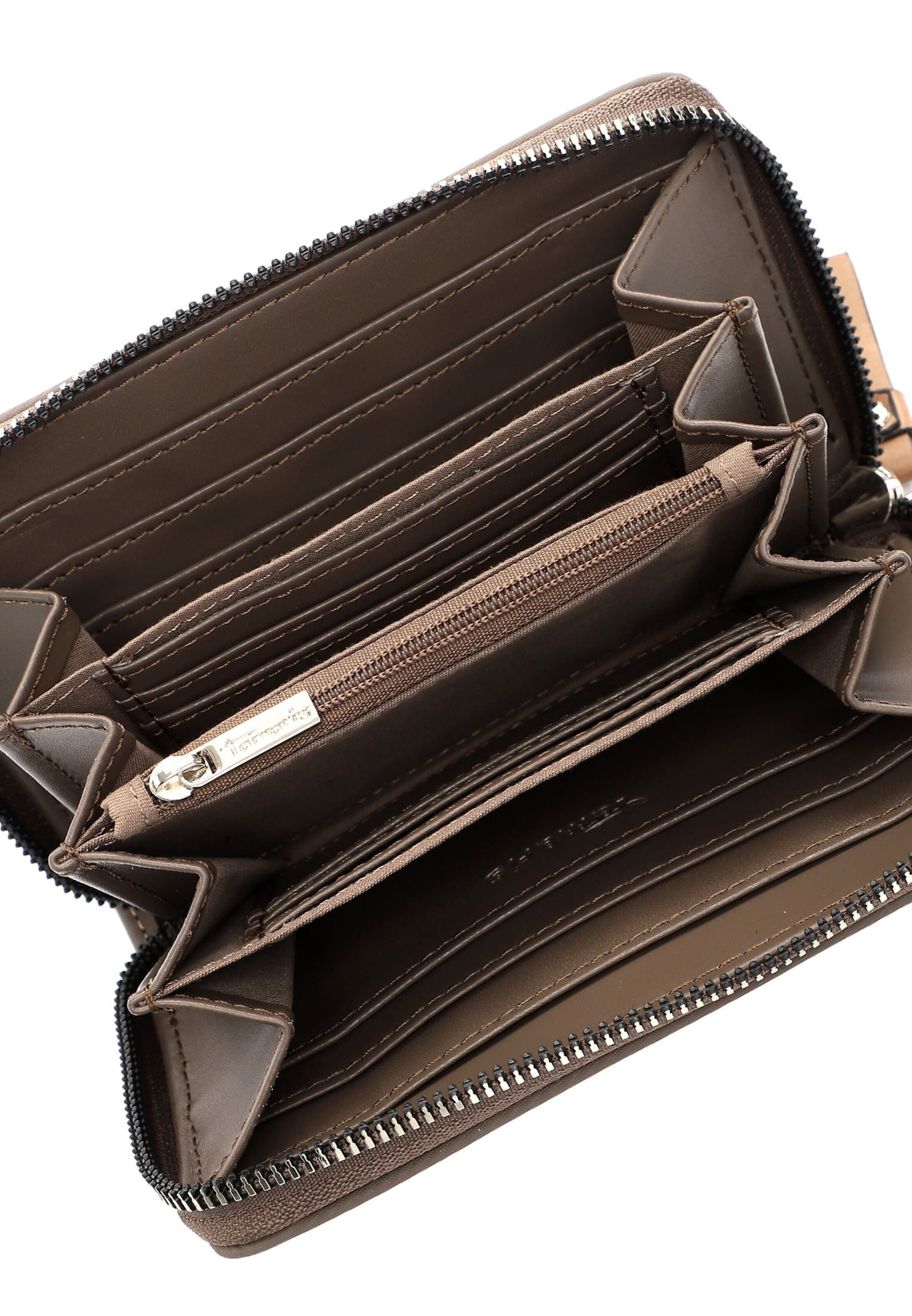 Tamaris Wallet 'Gertraud' in Brown