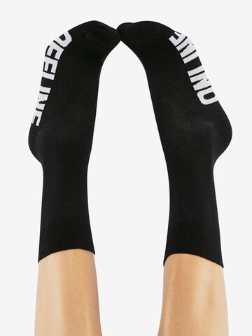 CHEERIO* Socks 'CHEERIO x EIKE OFFLINE ONLINE' in Black: back