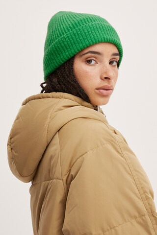 ICHI Beanie 'IAIVO HO' in Green: front