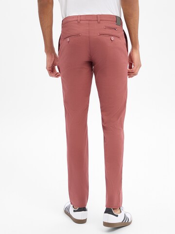 BRAX Regular Chino in Roze