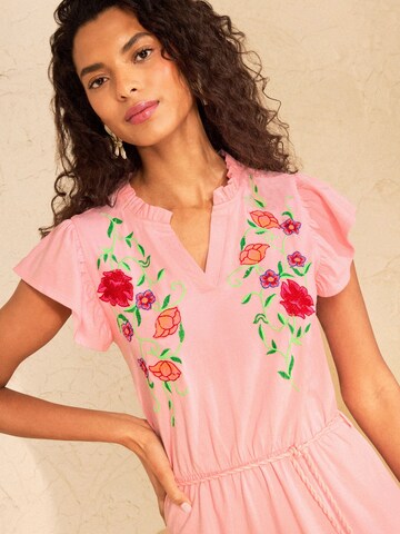 Abito di love & roses in rosa